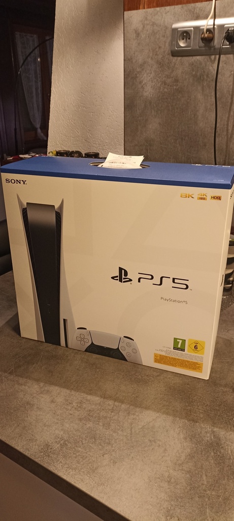 Playstation 5 (Etat neuf sous garantie)